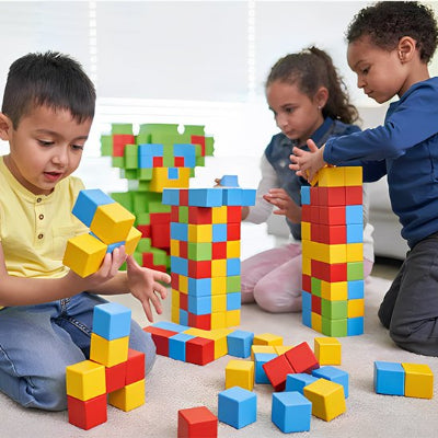 jeux de construction magnetique groupe enfants