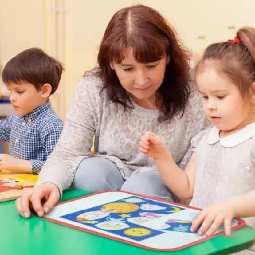 jeux montessori maman avec enfants